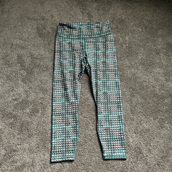 PowerHold Leggings | Fabletics - Picture 1 of 3